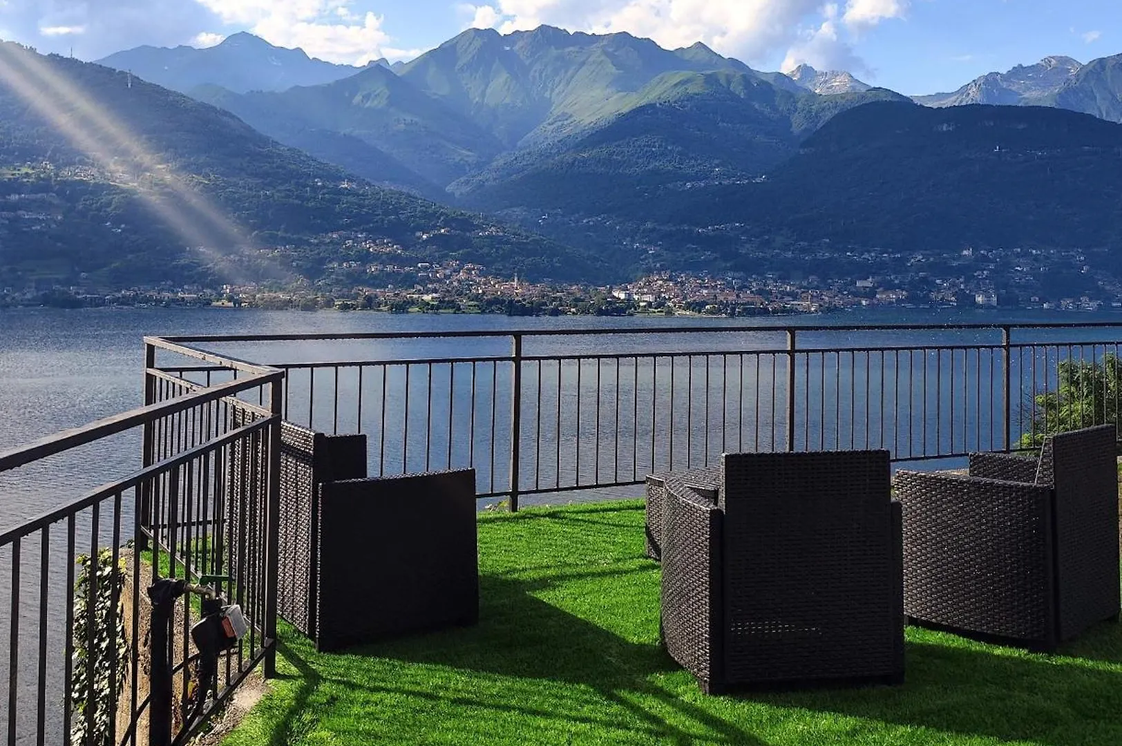 Laguna Blu - Villa Da Sogno Con Idromassaggio Panoramico Sul Lago Di Como Colico Italy